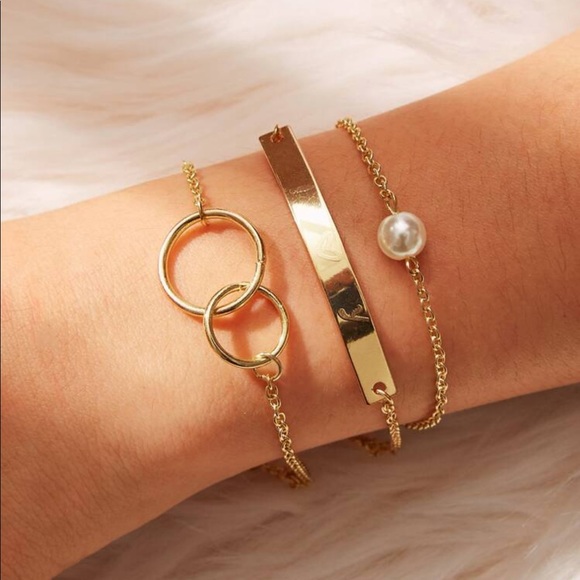 mam262 Jewelry - Triple Layer Gold Bracelet